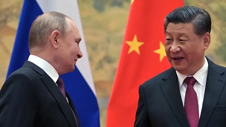 رئيس الصين لبوتين: طريق السلام لحل الأزمة الأوكرانية صعبا لكنه ممكن