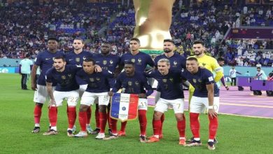 فرنسا تهزم إنجلترا بثنائية وتصطدم بالمغرب في نصف نهائي كأس