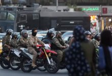 نظام الملالي يخرج عن صمته.. سقوط 300 من رجال خامنئي في تظاهرات إيران