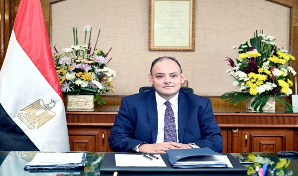 وزير الصناعة المصري يبحث مع ديور الفرنسية خطط الشركة للتواجد في السوق المصري