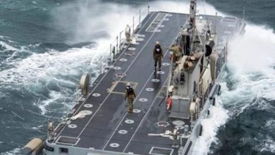 البحرية الأمريكية والكورية الجنوبية والبريطانية تجري تدريباً مشتركاً