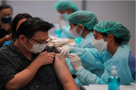 تايلاند تشترط تلقي اللقاح ضد كورونا لدخول البلاد