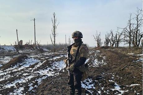دونيتسك: القوات الروسية تعزز مواقعها في شرق أوغليدار