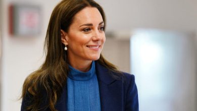 Britain's Catherine, Duchess of Cambridge reacts during a visit to St. John's Primary School in Glasgow on May 11, 2022.Jane Barlow / POOL / AFP