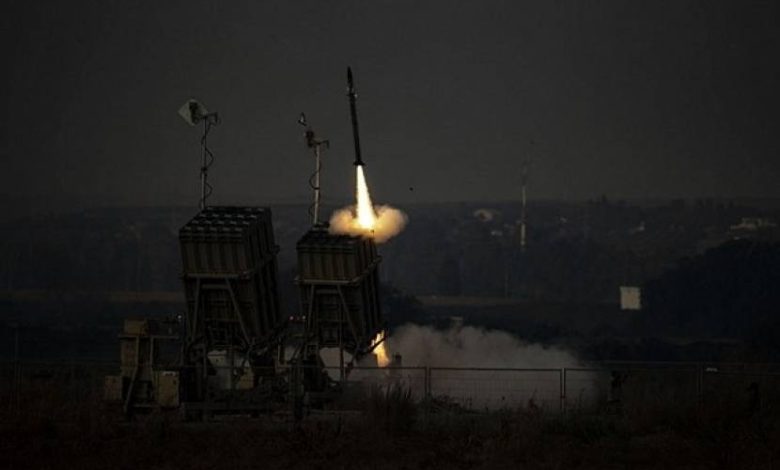 إطلاق صاروخ من غزة وعمليات إطلاق نار وقنابل متفجرة ومواجهات في الضفة