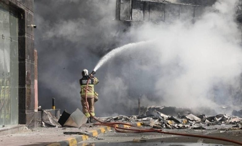 السيطرة على حريق مبنى سكني في عجمان