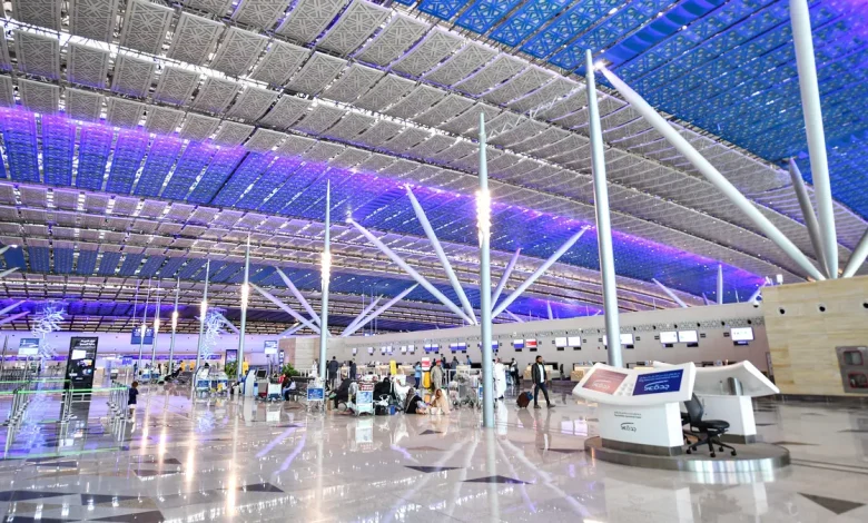 "مطارات جدة" تحذر من إعلانات التوظيف الوهمية
