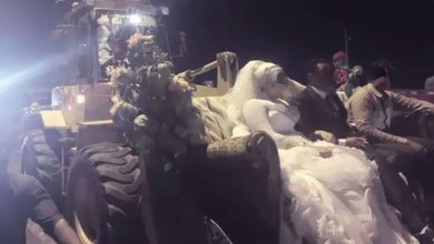 مواقع التواصل الاجتماعي دفتر عزاء للعروسين ضحية رافعة الزفاف