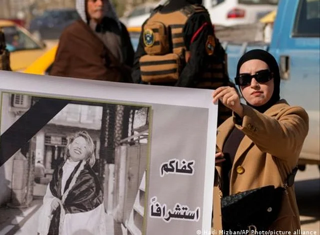 وقفة احتجاجية في بغداد عقب مقتل مدونة على يد والدها في جنوب العراق
