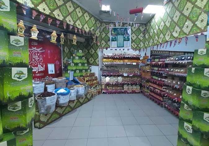 استعدادا لشهر الصوم.. المحافظات تضخ كميات كبيرة من المواد الغذائية بشوادر أهلا رمضان