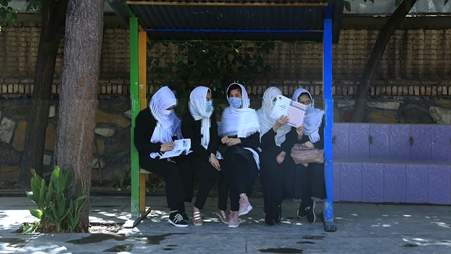 طالبان تحسمها: لا عودة للفتيات إلى المدارس في أفغانستان
