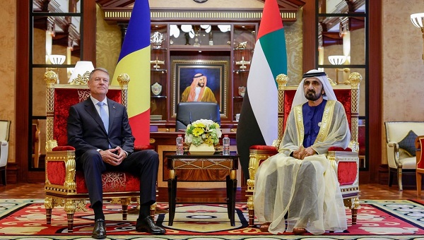 محمد بن راشد يبحث سُبل تعزيز العلاقات الثنائية مع رئيس رومانيا