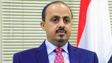 وزير الإعلام اليمني يحذر من استيلاء الحوثيين على أراض يمنيين غرب صنعاء