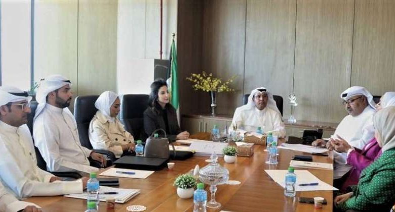 وزير التربية: اهتمام كبير بالتراث الكويتي وإدراج فن «السدو» في المناهج الدراسية
