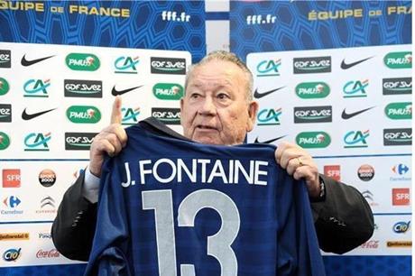 وفاة هداف فرنسا التاريخي في كأس العالم جوست فونتين