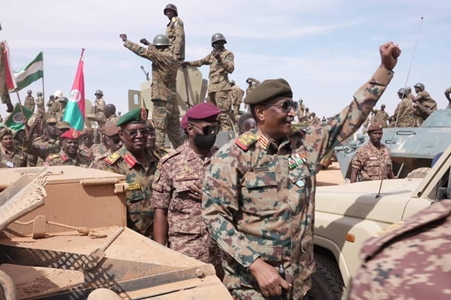 الجيش السوداني يؤكد «إخماد التمرد».. والدعم السريع يعلن التصدي «لهجمات»