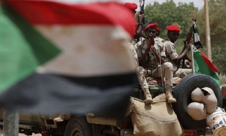 الجيش السوداني يتهم الدعم السريع بمهاجمة مقر قيادته في الخرطوم