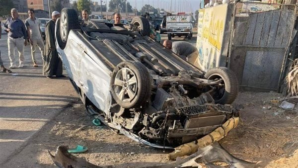 بينهم 6 أطفال..إصابة 9 أشخاص في حادث إنقلاب سيارة بالشرقية..أسماء