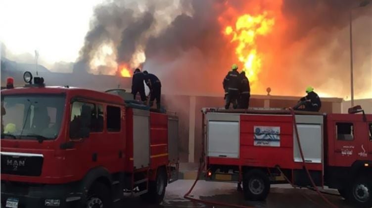 حريق داخل محل موبليا في الهرم