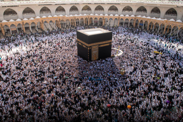 "رئاسة الحرمين": 9 ملايين مصلِ ومعتمر منذ بدء شهر رمضان المبارك