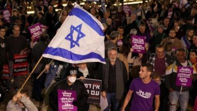 "لوموند": "الدولة العلمانية" في شوارع "إسرائيل" ضد تحالف نتنياهو