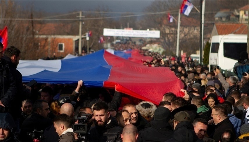 صرب يتظاهرون في كوسوفو (أ.ف.ب)
