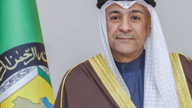 الأمين العام لمجلس التعاون يرحب بتوقيع الاتفاق الأولي بين ممثلي القوات المسلحة السودانية وممثلي قوات الدعم السريع - أخبار السعودية