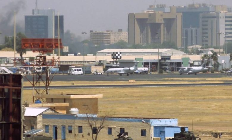 باستثناء المساعدات الإنسانية.. الطيران المدني السوداني يمدد إغلاق المجال الجوي - أخبار السعودية