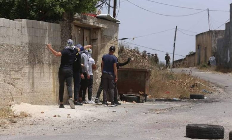 إصابات بمواجهات مع الاحتلال ومستوطنيه في مناطق متفرقة بالضفة الغربية