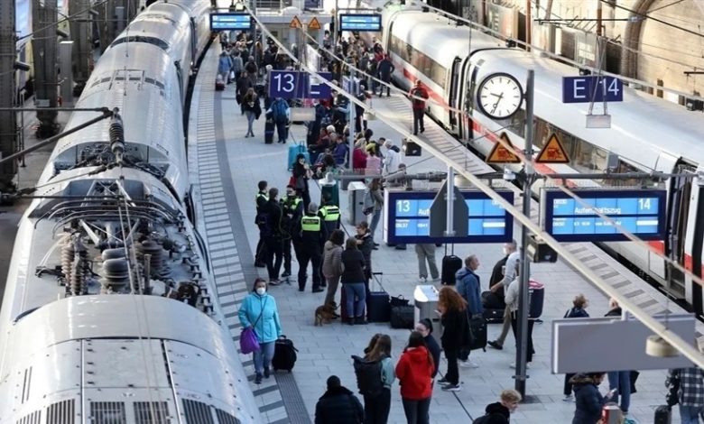 الشرطة الألمانية تخلي قطاراً بعد تهديد بشن هجوم