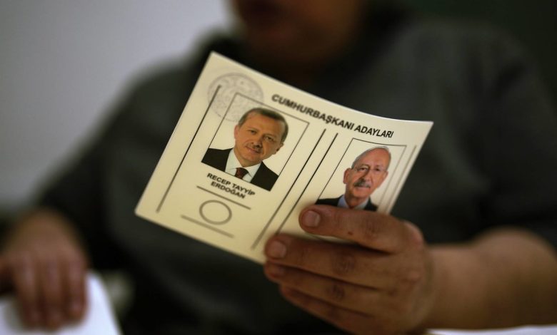 بدء التصويت في جولة الإعادة للانتخابات الرئاسية بتركيا