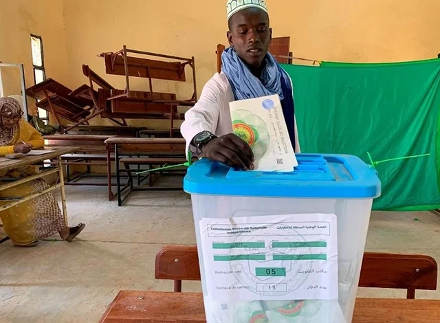 فوز ساحق للحزب الحاكم في الاقتراع الثلاثي في موريتانيا