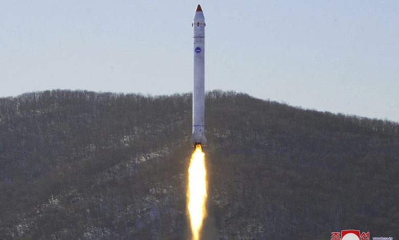 كوريا الشمالية تستعد لإطلاق قمر صناعي للتجسّس على الولايات المتحدة
