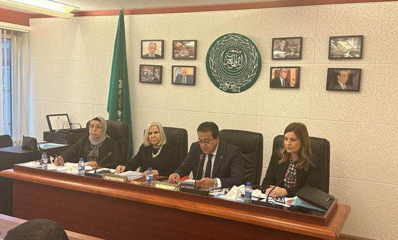 وزير الصحة يفتتح أعمال المكتب التنفيذي لمجلس وزراء الصحة العرب