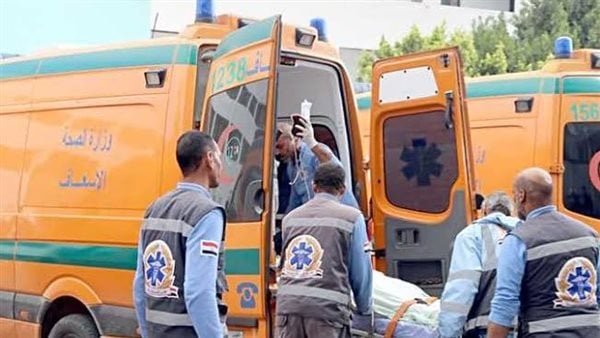 إصابة 7 أشخاص في حادث انقلاب سيارة بالصحراوي الشرقي بالمنيا