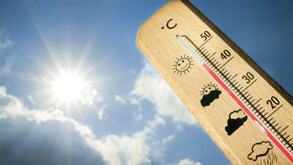 طقس حار نهارًا غدًا والعظمى بالقاهرة 33 درجة