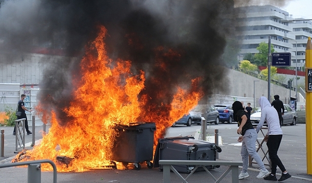 احتجاجات غاضبة في فرنسا بعد مقتل فتى برصاص الشرطة
