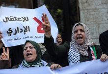 الاحتلال يهدد الأسرى الإداريين على خلفية إعلانهم نيتهم خوض إضراب مفتوح عن الطعام