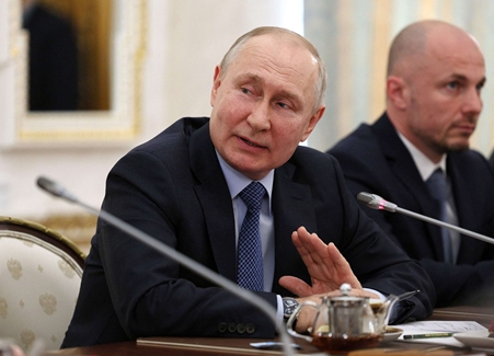 بوتين: روسيا تدرس الانسحاب من اتفاق الحبوب