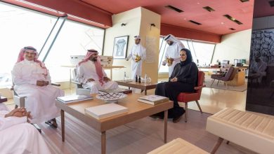 وزير الثقافة يلتقي رئيس مجلس أمناء متاحف قطر - أخبار السعودية