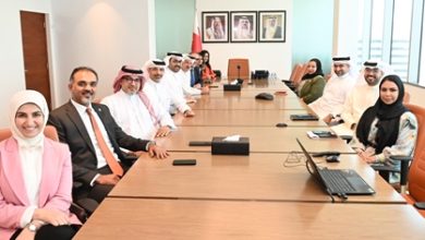 وزير الصناعة والتجارة يجتمع برئيس جمعية البحرين لتنمية المؤسسات الصغيرة والمتوسطة