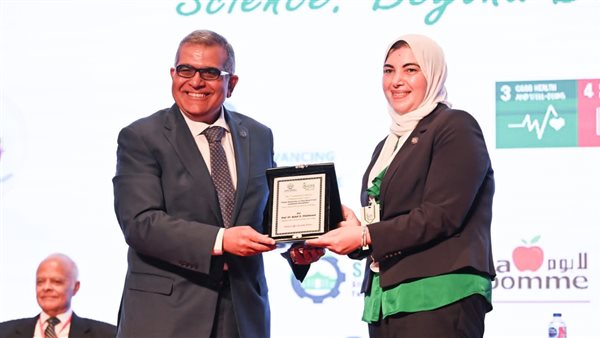 كلية الصيدلة بجامعة مصر للعلوم والتكنولوجيا تنظم المؤتمر الدولى الثانى تحت شعار"الآفاق المستقبلية لأبحاث الأدوية والتنمية المستدامة"