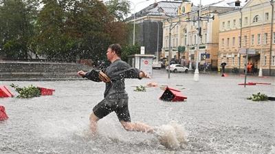 الأمطار الغزيرة تُغرِق موسكو - كويت نيوز