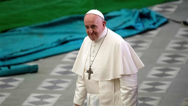 البابا فرانسيس يرسل رسالة إلى بايدن من الفاتيكان