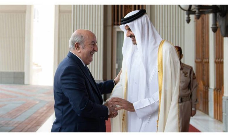 أمير قطر والرئيس الجزائري يعقدان جلسة مباحثات في الدوحة