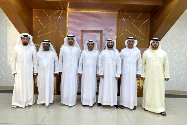 إدارة وشركة نادي الإمارات تعقد الاجتماع الأول وسط طموحات عالية