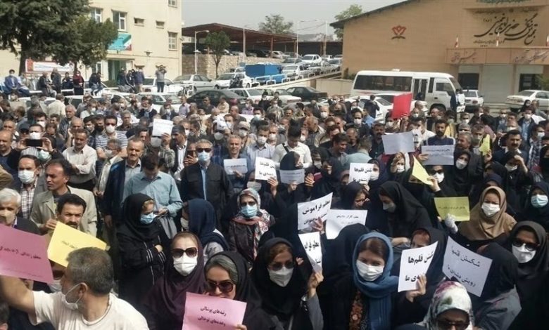 احتجاجات في إيران تطالب بإطلاق سراح المعلمين المعتقلين