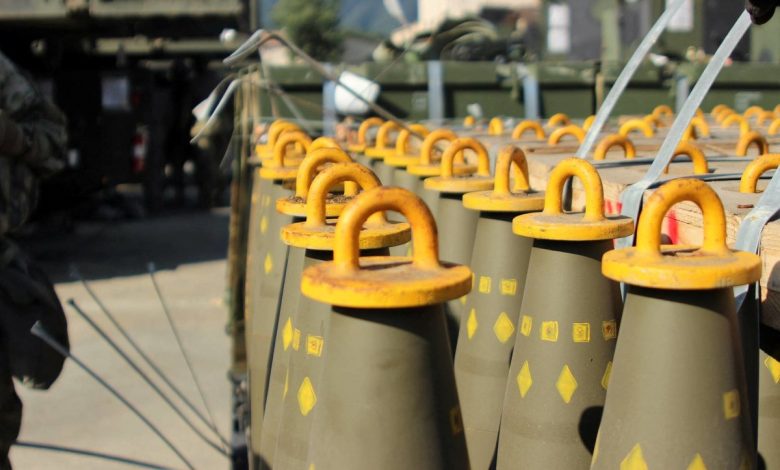 استراتيجيّة «الضفدع المغليّ» والقنابل العنقوديّة في أوكرانيا!