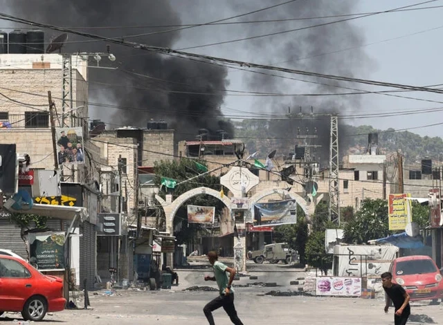 العملية الإسرائيلية في جنين قد ترقى إلى “جريمة حرب” (خبراء أمميون)