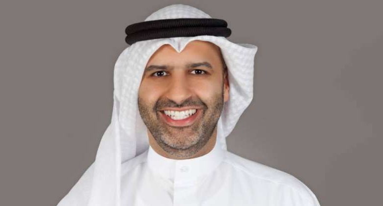 الكويتي فواز العوضي يفوز بجائزة «أفضل العرب» في القانون